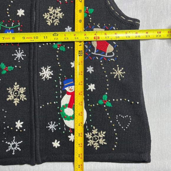 Vintage Women's Erika Beaded Embroidery Appliqués Christmas Theme Sweater Vest - Picture 3 of 7